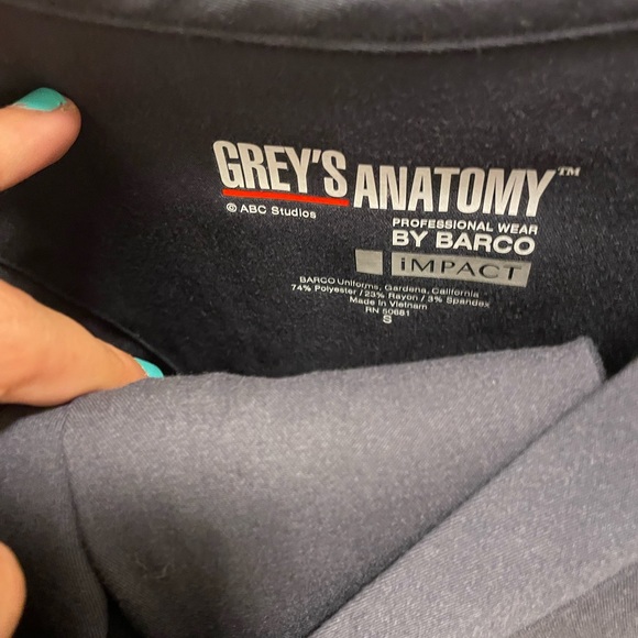 Greys Anatomy Scrub Sets - Size; XS & Smalls - Picture 4 of 10